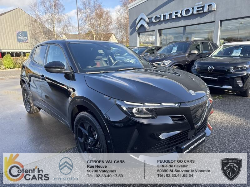 Alfa Romeo Junior 1.2 Ibrida 136ch Speciale DCT6